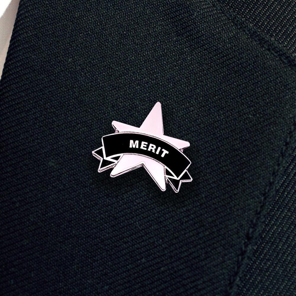 MERIT STAR enamel badge (pack of 5) - Image 2